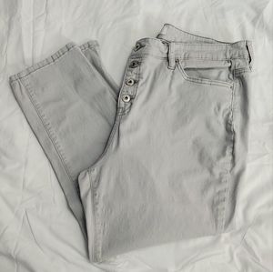 Denim & Co womens jeans. Light gray. 18W